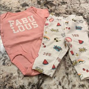 Old Navy Summer Outfit. Size 3-6 months